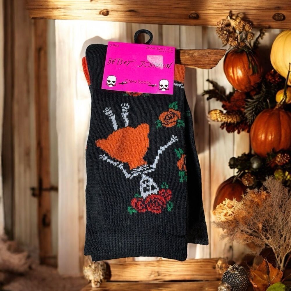NWT Betsy Johnson Spooky Crew Socks 3-Pack
